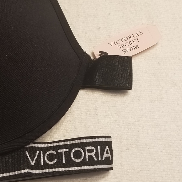 New Victoria's Secret Bikini top - Logo - Picture 3 of 8